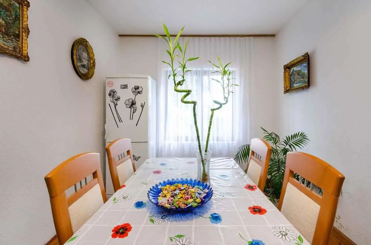 Apartment In Jadranovo 39395 Kroatien